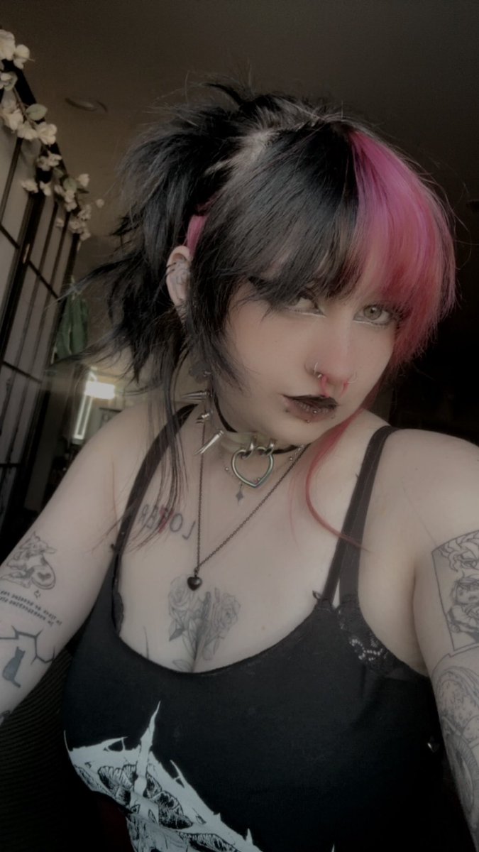 𓋼𓍊Levy 𓍊𓋼 FANSLY tweet media