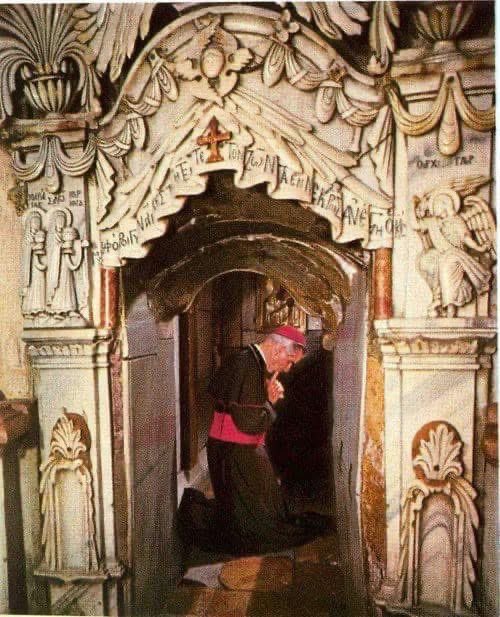 Arcybiskup Fulton J. Sheen tweet media