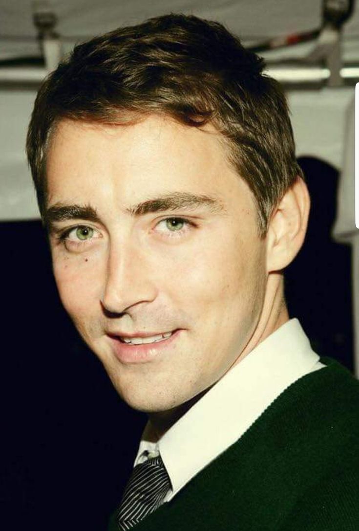 1일 1 이얼굴하세요
뽀둥이 시절 못참겠다!! 액정에 뽀뽀 백천구백삼십만번만 할게요🙄

#리페이스 #이얼굴 #leepace #1일1리페이스