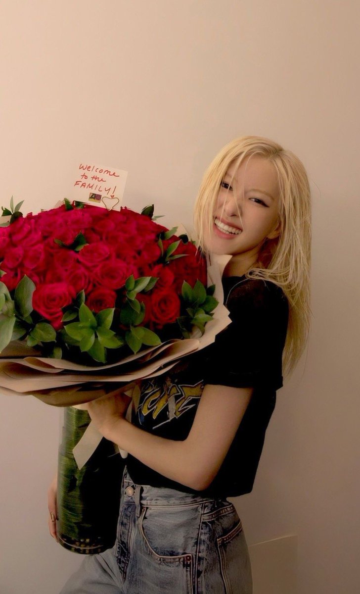 ⚡️Top Songs Global 3/4/26

93🎉(+19) APT. — 1,581,626(+87,216)🎉

🔥เขียวสดใสแต่ทุนยังน้อย เหลือเวลา 1 วัน นบว blinks คนรัก #ROSÉ ลุยสตรีมกันเยอะๆ เพราะยอดร่วงแรงวันอาทิตย์

🙏🏻รบกวนสตรีมอย่างต่อเนื่อง ตัดยอด7.00น ในชีท+นอกชีทสตรีมเพิ่ม พรีเมี่ยมเปิดเพลลิสทิ้งไว้ ทุกการสตรีมมีค่า