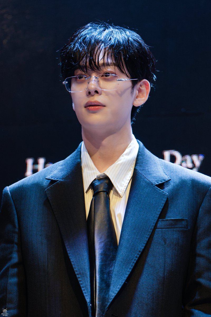 𝑺𝒕𝒂𝒓𝒓𝒚 𝑹𝒐𝒔𝒆 tweet media