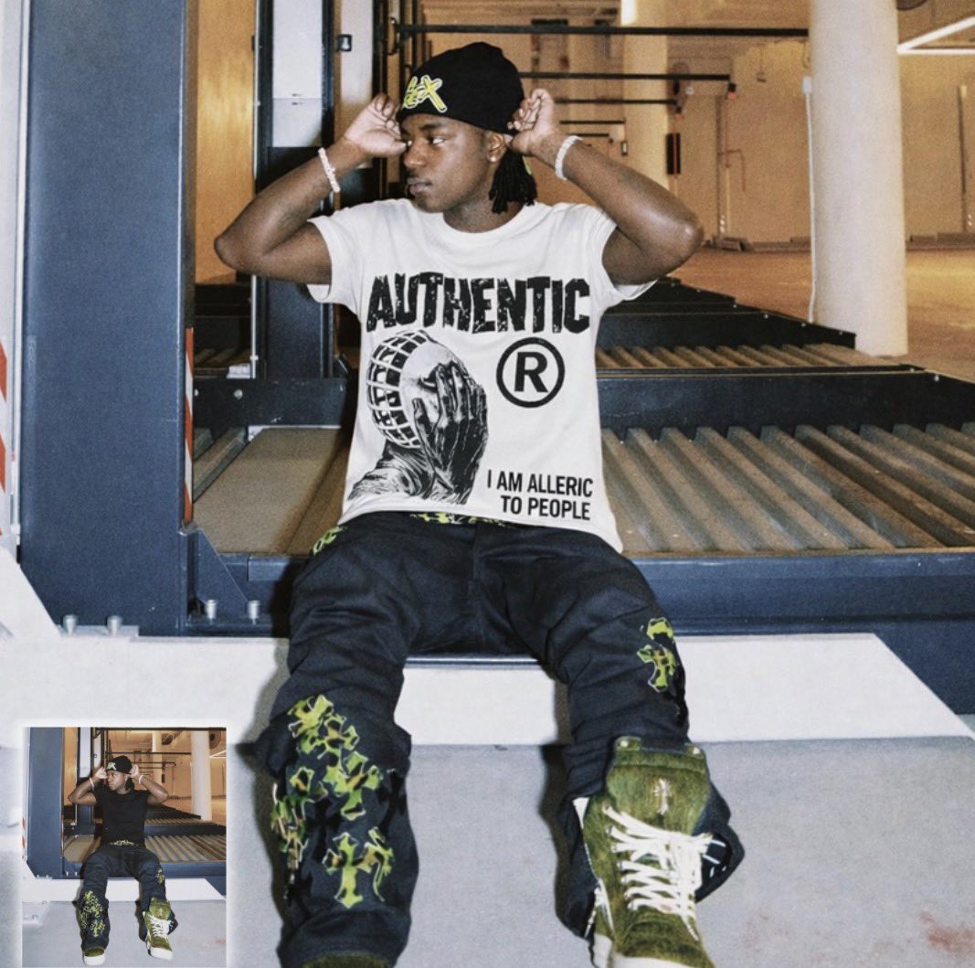 supersicksb's tweet photo. COMO SE VEN ESTOS RAPEROS VISTIENDO NUESTRA MARCA “supersick” 🔥🔥

Playboi carti, ken carson y ninevicious vistiendo la nueva camiseta de nuestra marca “supersick” 🕸️🤍 https://t.co/YJY7sL0yt1