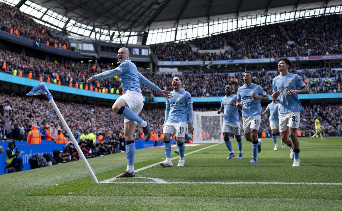 Rayan Cherki tweet media