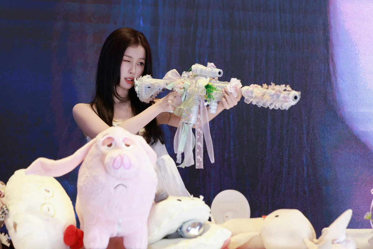 ᴇsᴛʜᴇʀʏᴜ ᴛʜᴀɪʟᴀɴᴅ (𝗦𝗹𝗼𝘄) tweet media