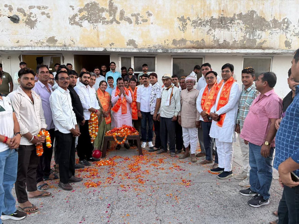 MUKESH DADHICH tweet media