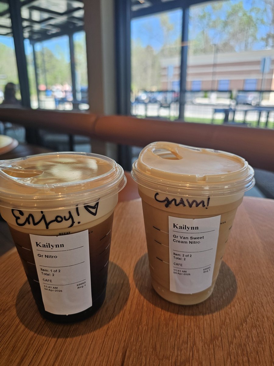 Jennifer Strahan tweet media