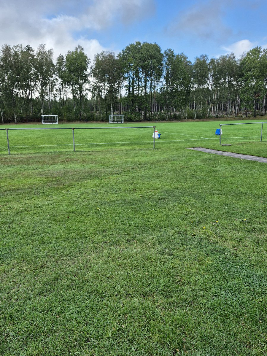 Seger i Genrepet efter en blåsig match mot Järpås 
2-0 Målskyttar Fabian Alexandersson och Oskar German 

Nu väntar hård träning inför Seriepremiär mot Ösik 17/4 på hemma plan