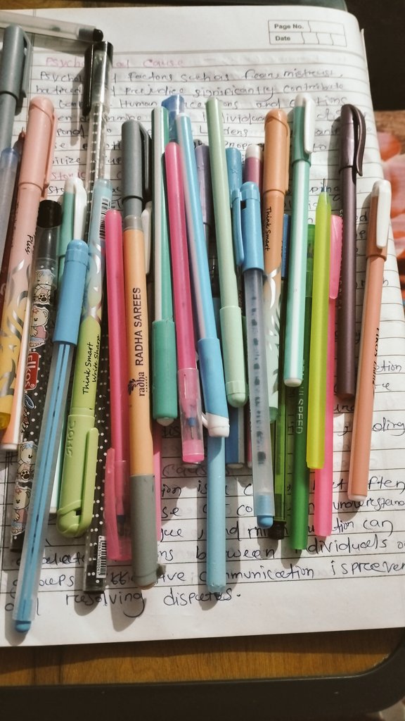 Just a girl&amp;their observed pen,🖊️
It's not about only pen,it's a weapons of every students life.Students have used so many pens for one success life.Their life going on very difficult but he can't feel low,they wrote moment ,Stories so many things those pans.
#Emotion
