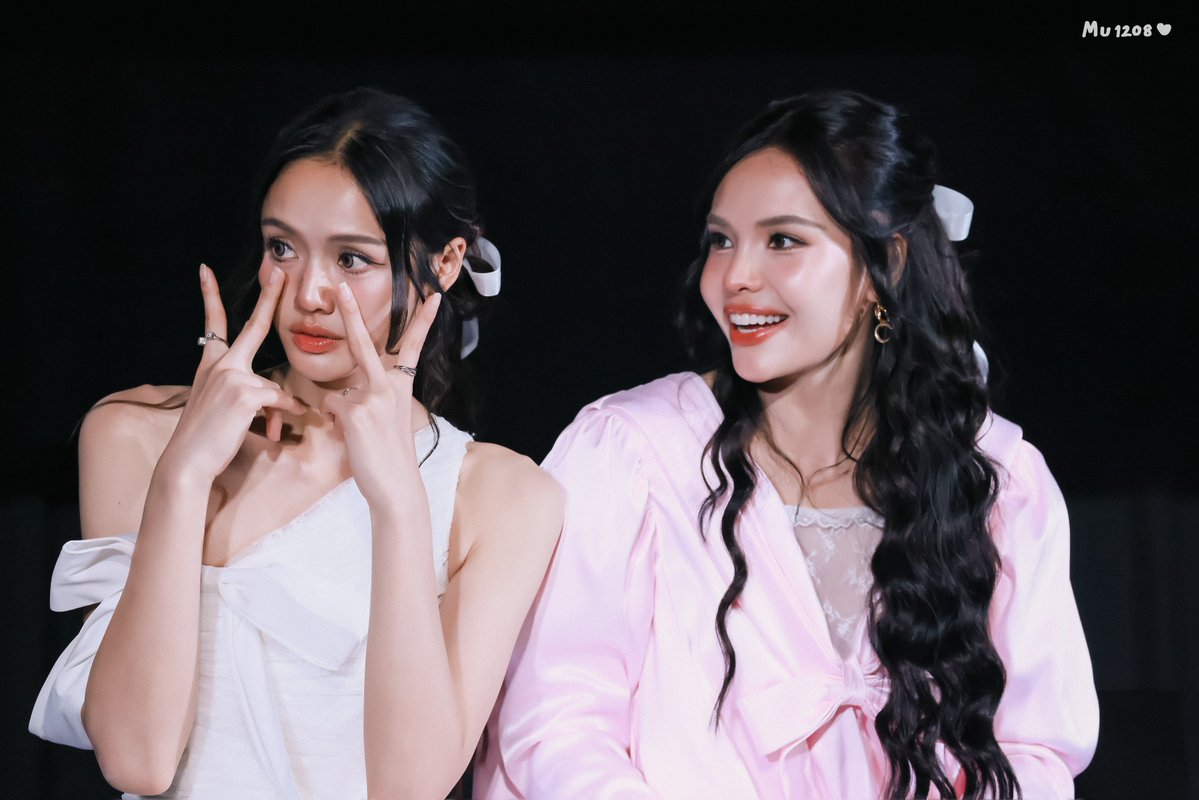 Evelyn Mu tweet media