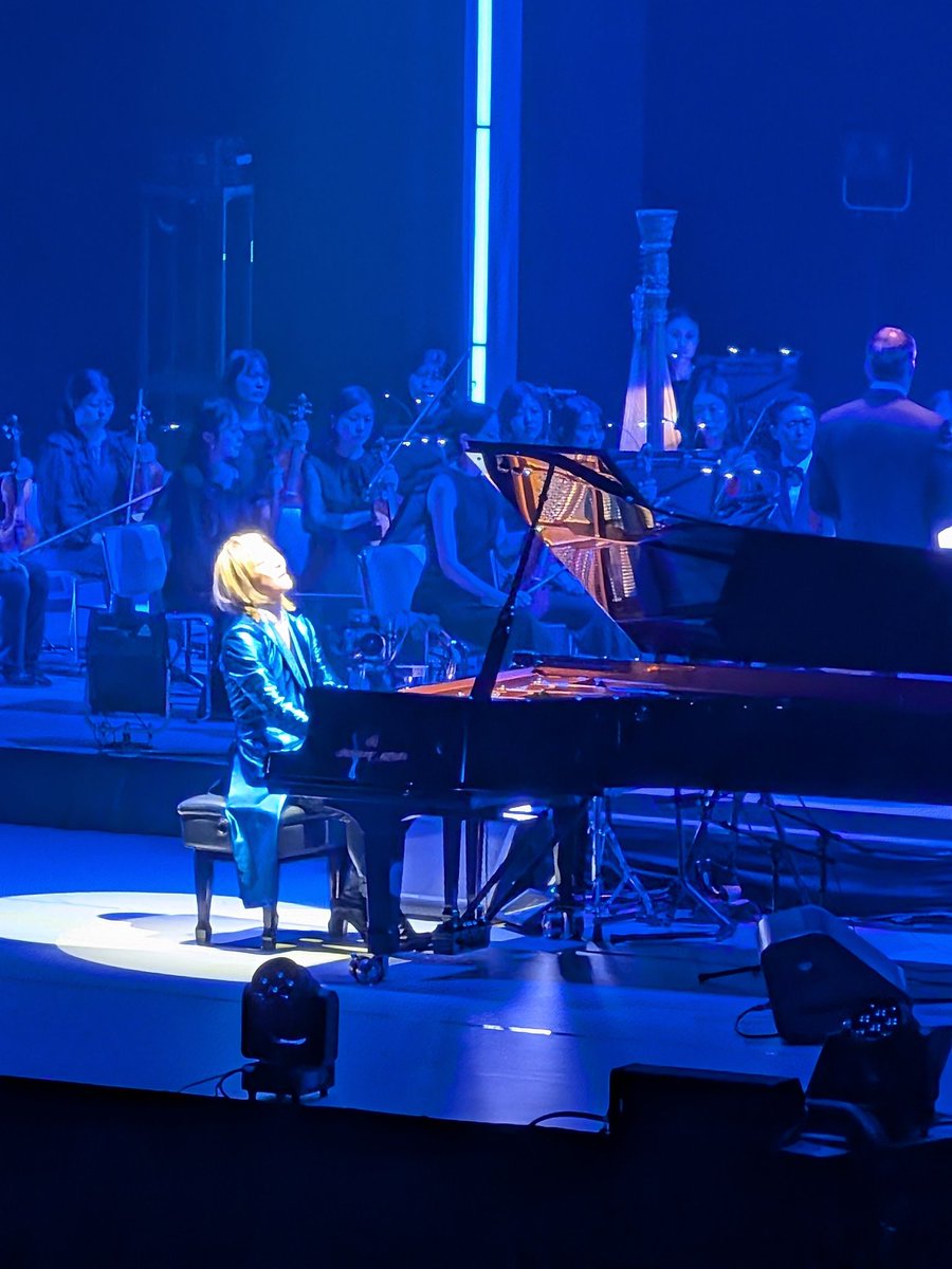 Jiro_Metal's tweet photo. 今夜も圧巻のパフォーマンスに魂を揺さぶられました！
明日も伺います！
#YOSHIKI 
#YOSHIKIClassical
#YOSHIKIClassical2026TokyoDay2
#YOSHIKIClassicalWorldTour2026 https://t.co/2iaXbiqL0P
