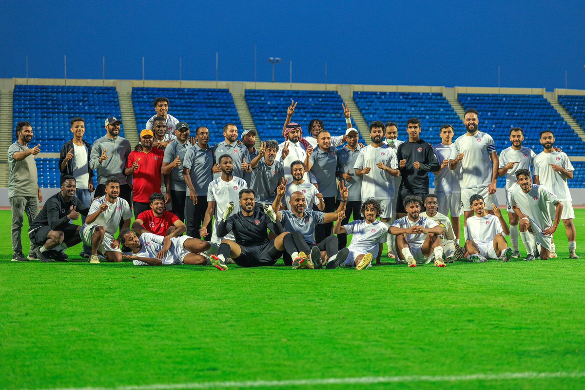 alnjoomfclub's tweet photo. الـفـوز الـثـانـي عـلـى الـتـوالـي من بـوابـة "الجيـل" 🤩🤍 https://t.co/jheTkj5BhU