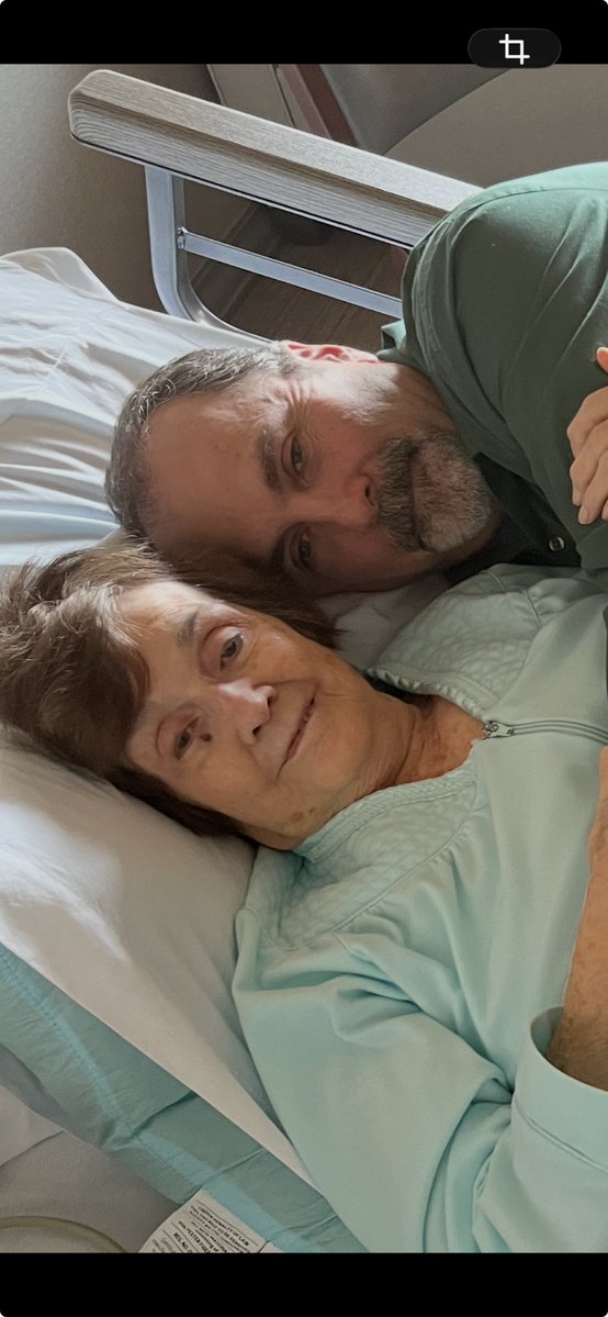 CharlesSasquatch 🇺🇸 tweet media