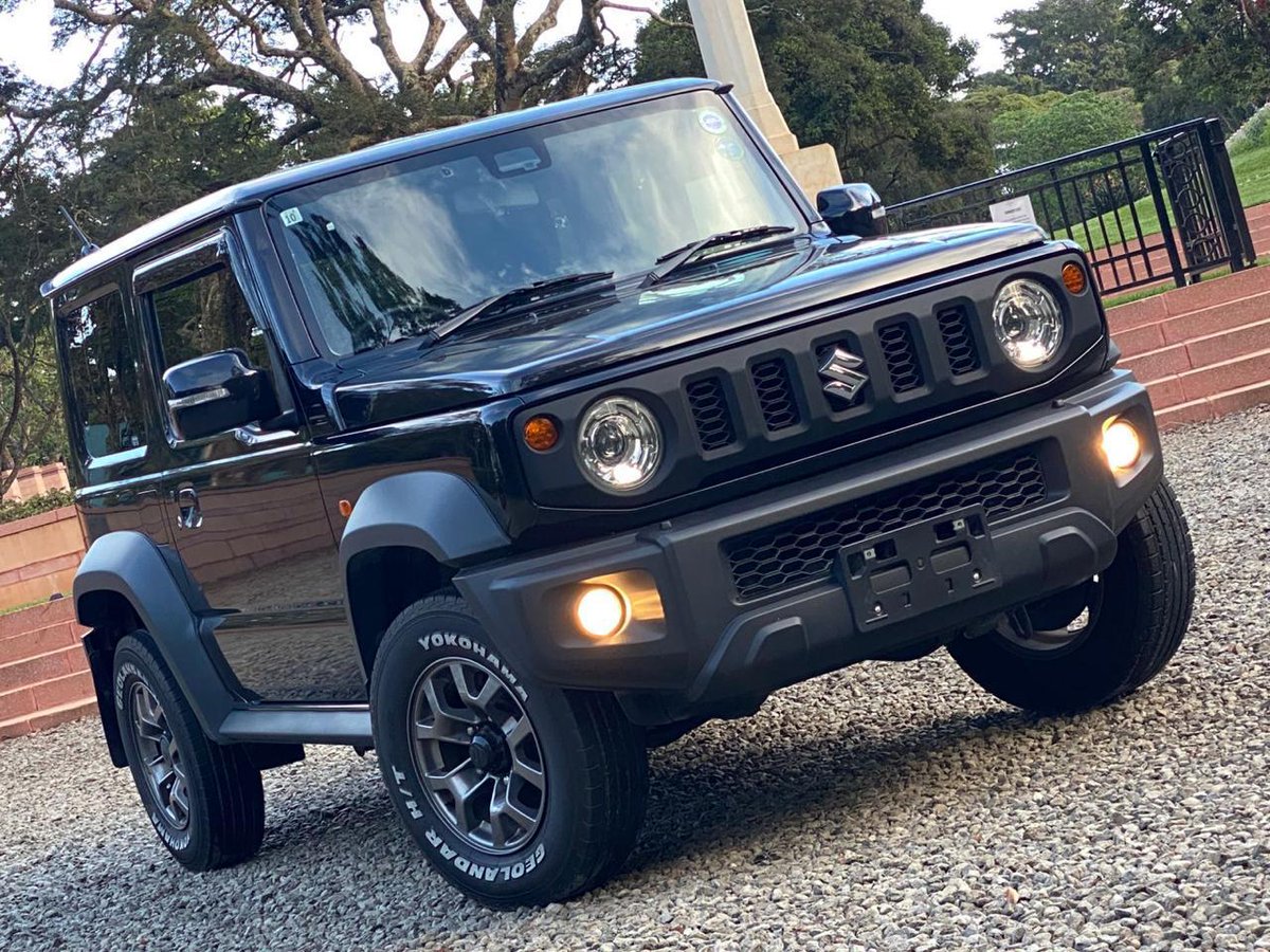 AmimoPhin's tweet photo. SUZUKI Jimny Sierra 2019*
Unregistered vehicle
1500cc Auto petrol 
4WD Drivetrain 
Back camera 
Heated seats 
PRICE 2,990,000
CALL/WHATSAPP 0701450208 https://t.co/vcxmt9pZGC