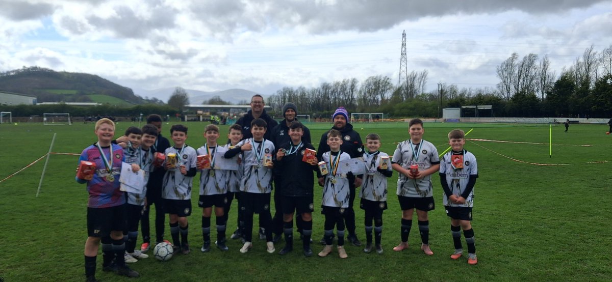sealandspartans's tweet photo. Today we featured in our first ever tournament in Mochdre, Conwy. Played 4, Won 1, Drawn 1 Lost 2. All the lads played exceptionally well for their first tournament against teams we know nothing about. A good day
#tournament #upthespartans #gooddayout #medalsallround #happyeaster https://t.co/0i6vFHV1V7