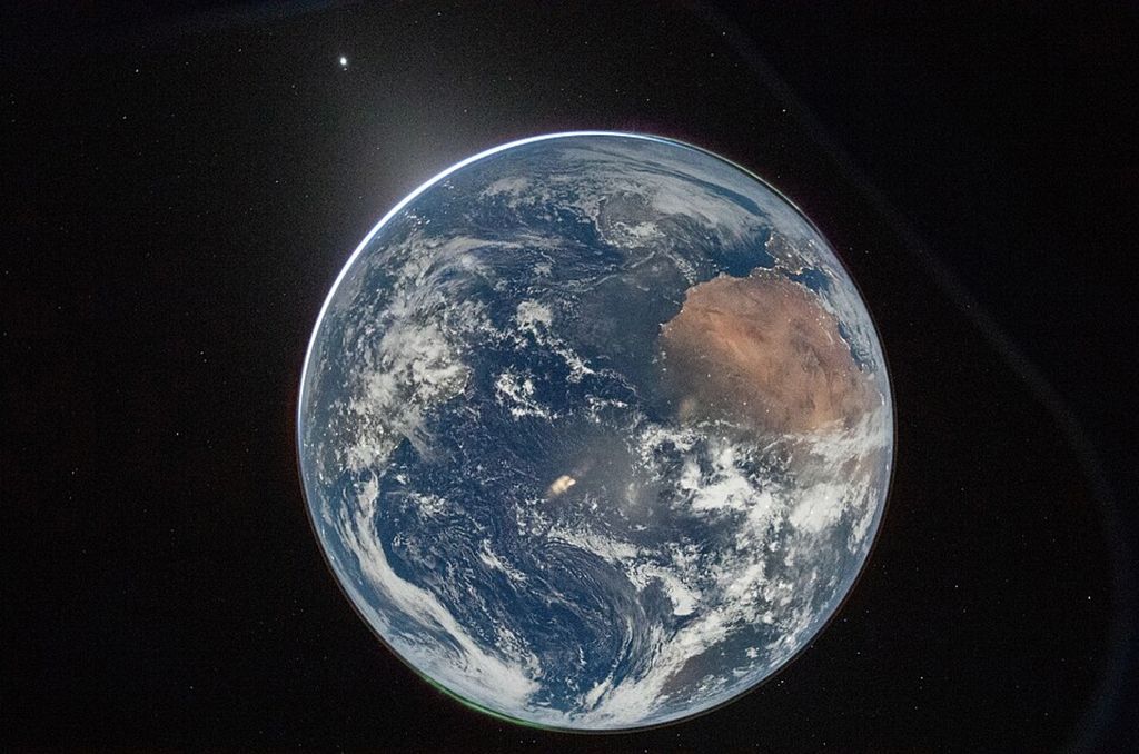 "Hello, World"   🌍

Reid Wiseman captured this of Earth from Orion after Artemis II's translunar injection burn on April 2, 2026.

The last time a human took a photo like this was "The Blue Marble," Apollo 17, December 7, 1972.