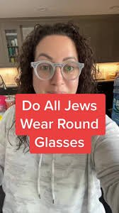 bestiswhiteisbest tweet media