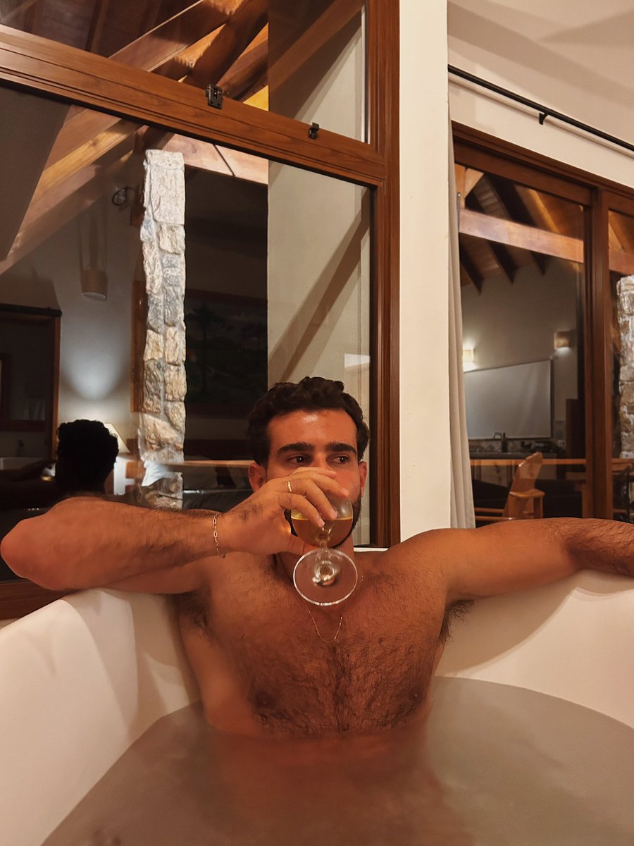 gui veloso 🍃 tweet media