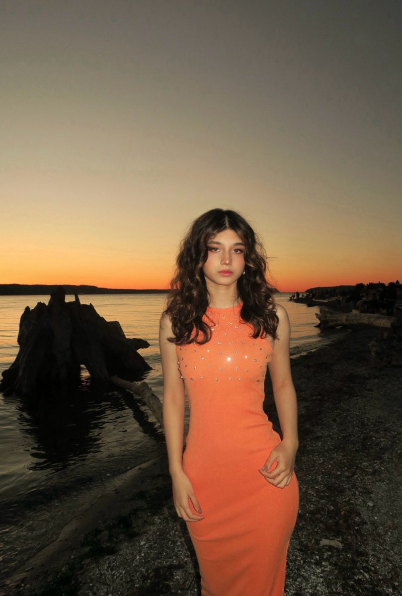 florachora tweet media