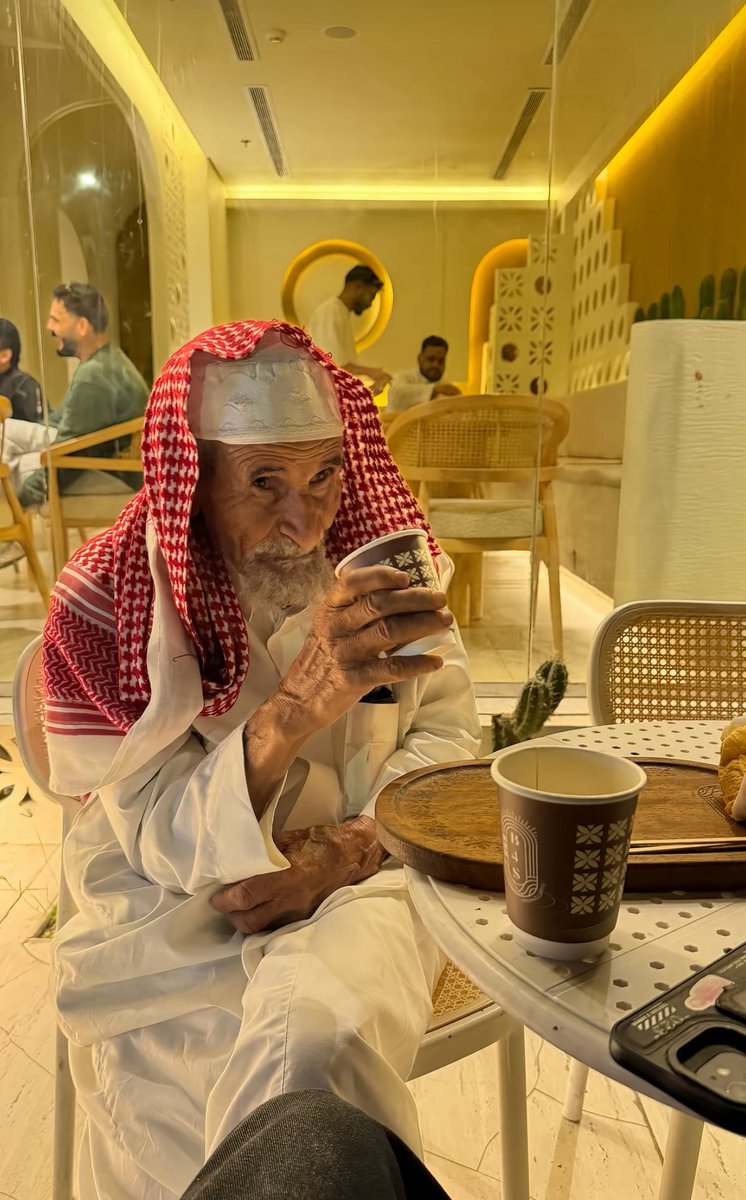 أبـو سـالـمـ tweet media