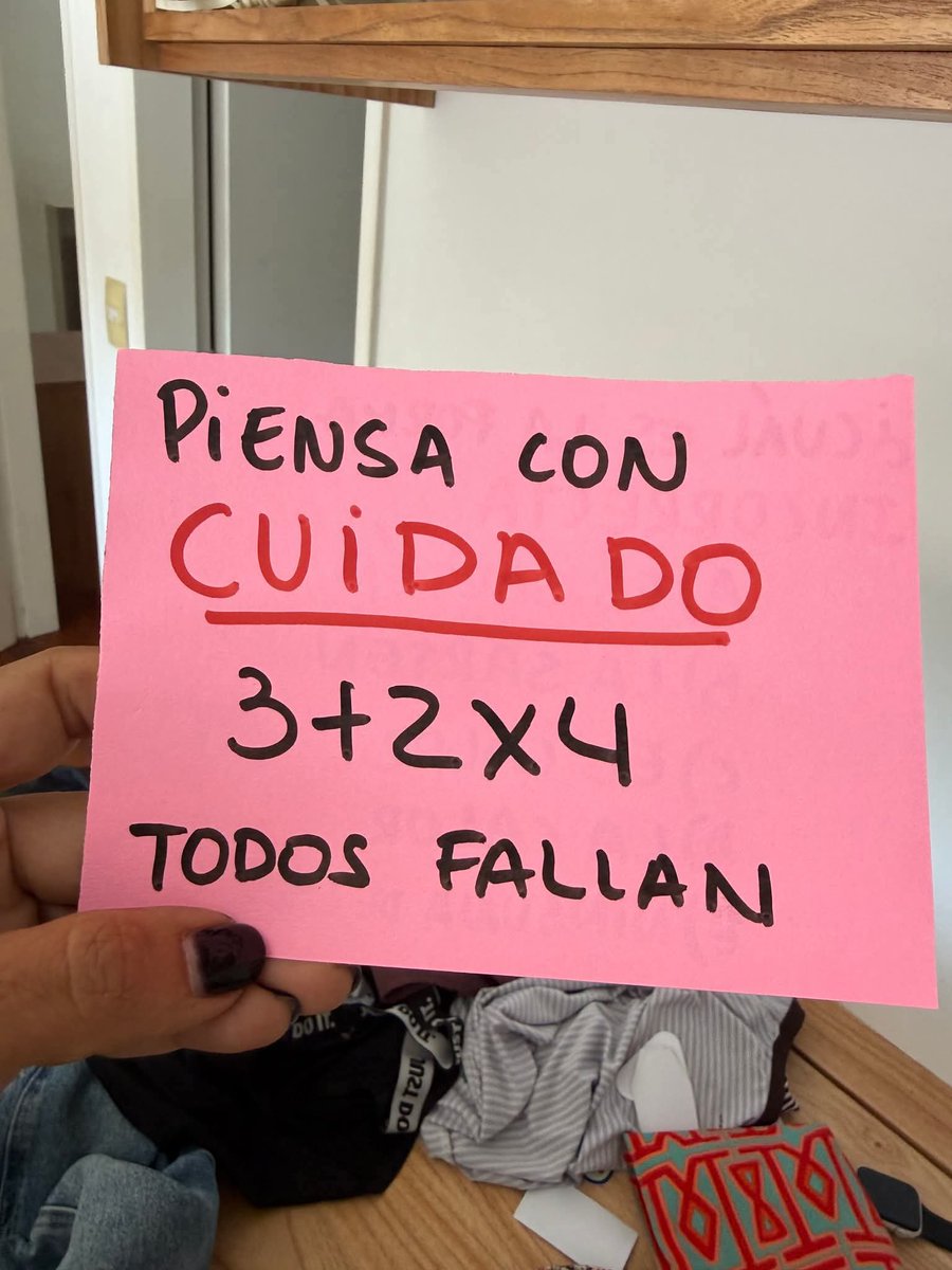 Isabel_66991411 tweet media