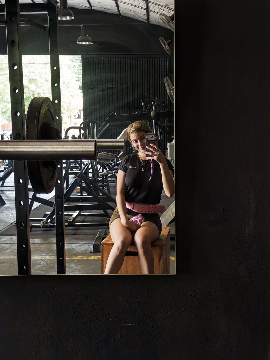 Loore_S2✨ tweet media