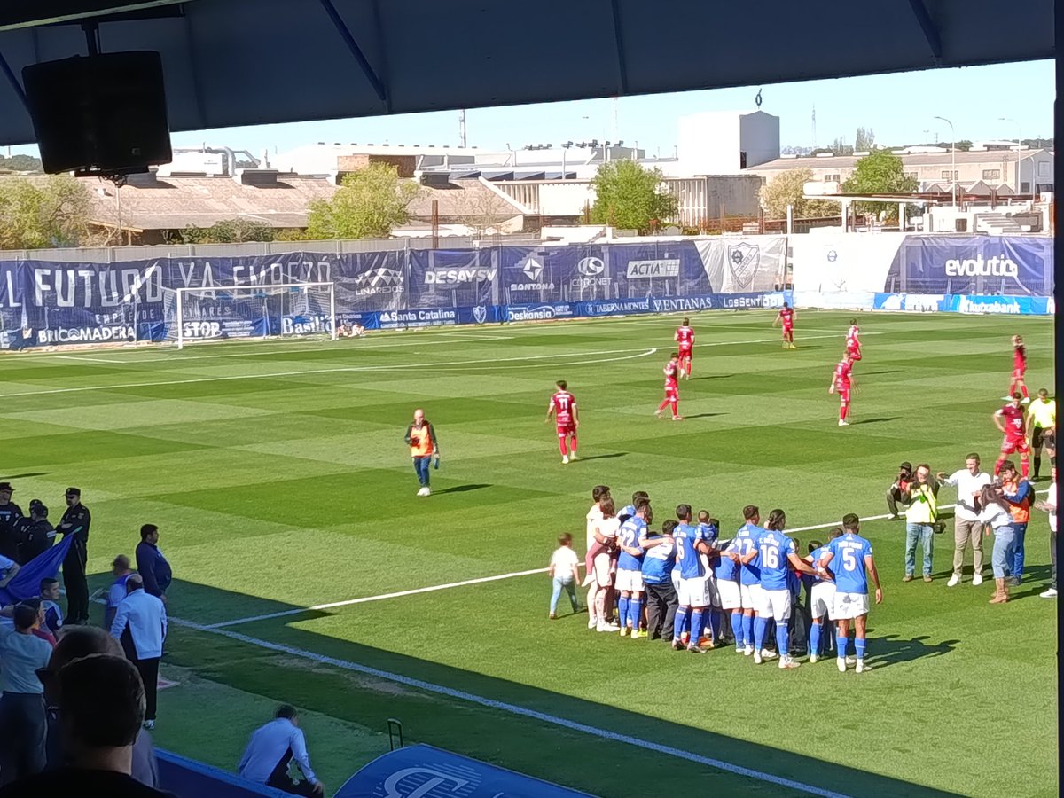Ablavilches's tweet photo. @Linares_Dptvo vs @CAAntoniano https://t.co/yHx9eJcg5X