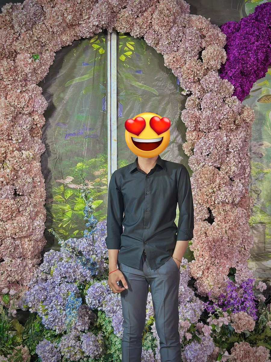 So Vireak Bot tweet media