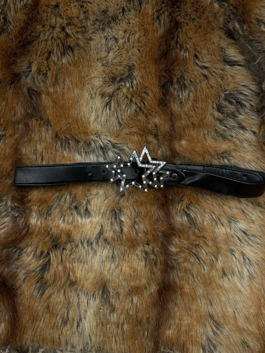 Elizabeth tweet media