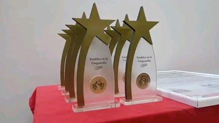 El 4 de abril de 1961 se fundó el <a href="/CentralEjercito/">Ejército Central Cuba</a> el primero de los tres con que hoy cuenta el país, y que este sábado arriba a su aniversario 65.
Expresión suprema de la Guerra de Todo el Pueblo y de la voluntad indoblegable de defender la Patria.  
#SanctiSpíritusEnMarcha