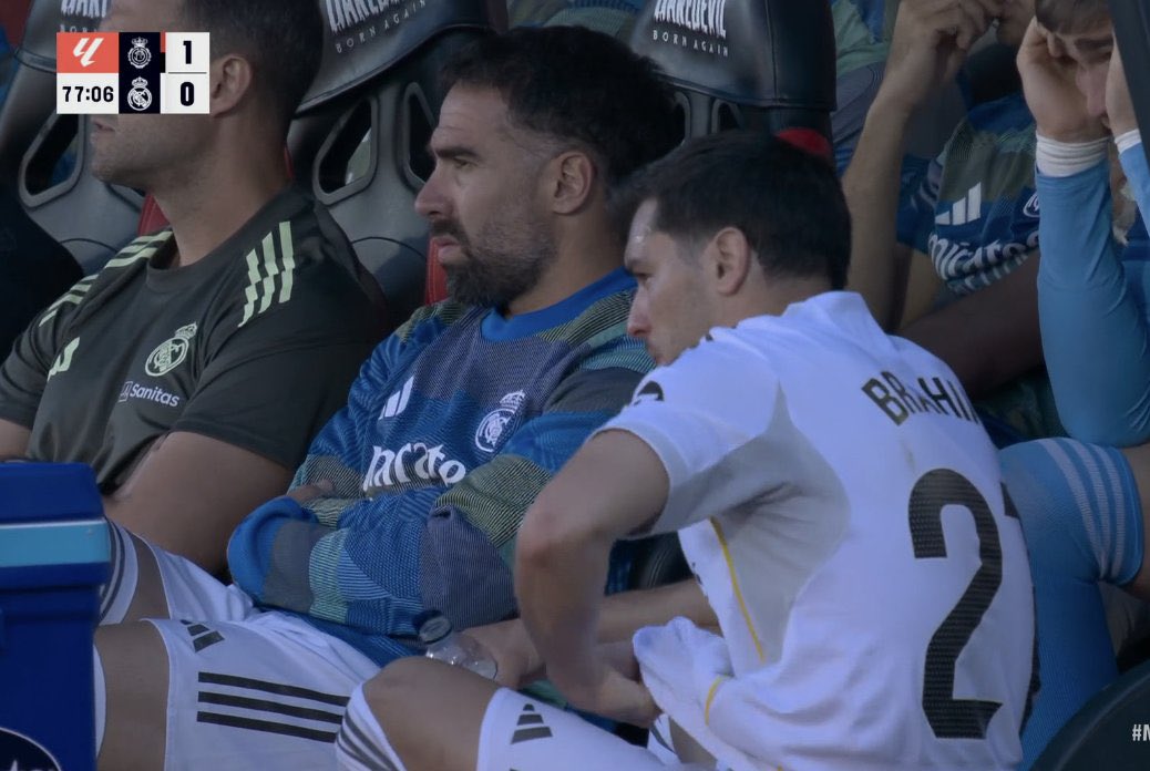 GEE PUNTER tweet media