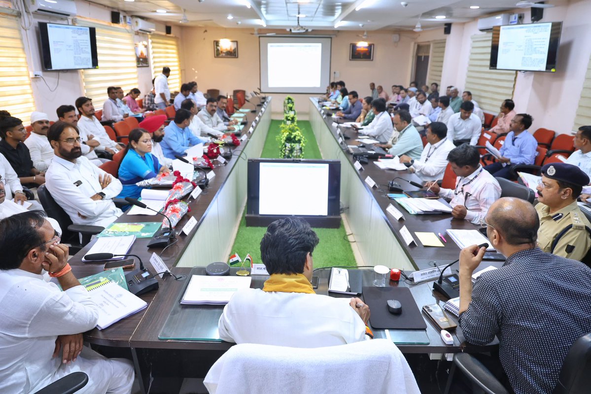 Jyotiraditya M. Scindia tweet media