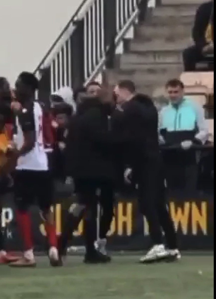 SAFx07's tweet photo. @xmhrbfc24 @uptheborobeans definitely theatrical but he does get headbutted from a different angle, really hard to see from the one that’s being sent around https://t.co/hBnY2PaebK
