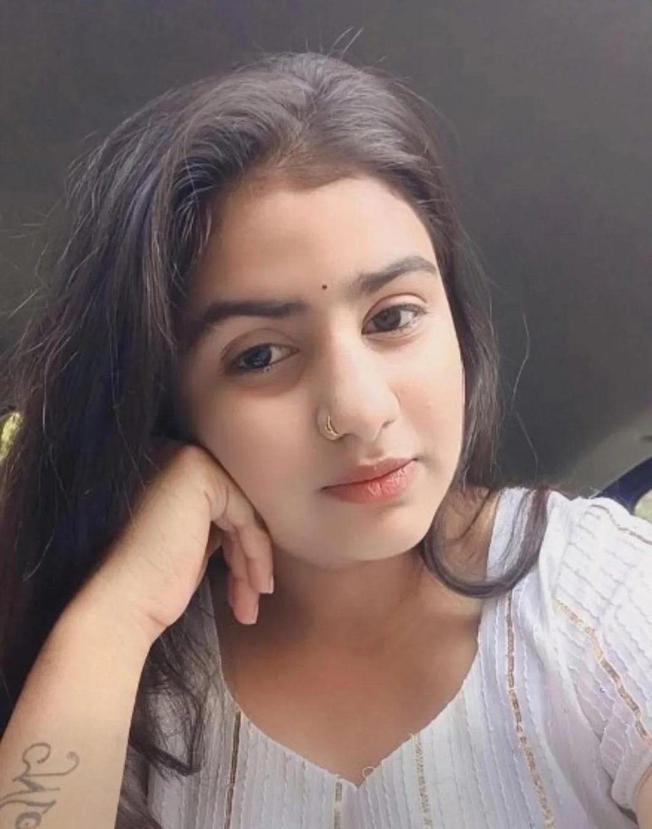 LakharaRadhika's tweet image. ❤️#Good #Night X Mets Friend's 💖 
शुभ रात्रि वंदन ✨ X मेट्स परिवार 💕 दोस्तों 🤗 

#राधे_राधे जी 💕