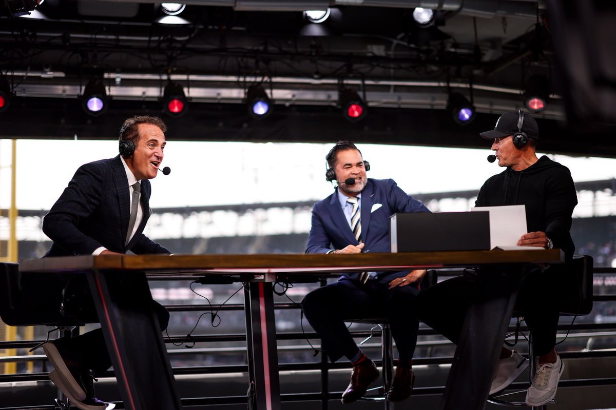 Chuck Garfien tweet media