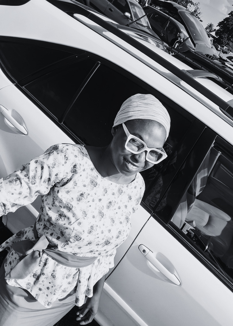 Zoe Sikemi 🤍 tweet media