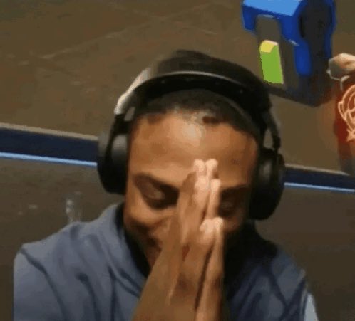 𝐬𝐨𝐭𝐨 ✞ tweet media