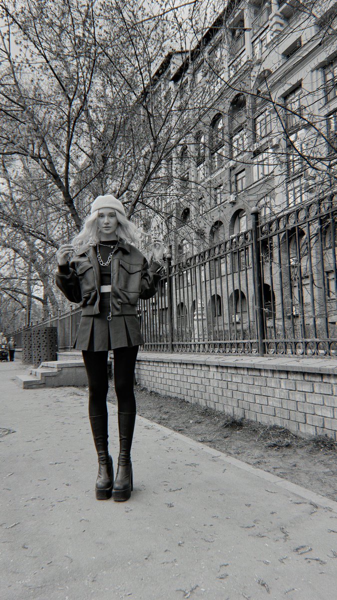 ┼Пивная русалка┼ tweet media