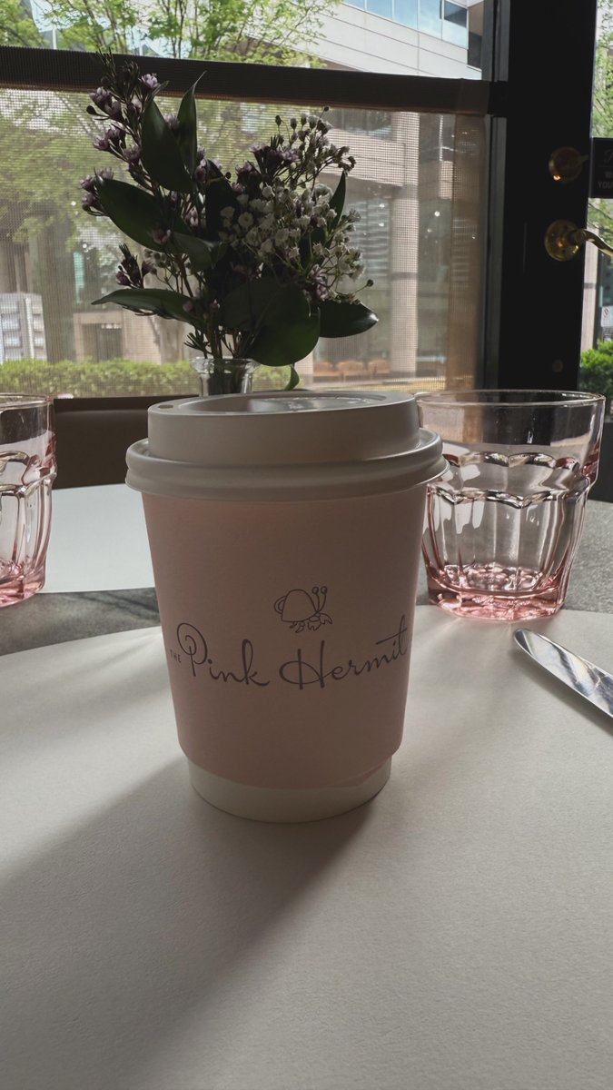 Aryn Elaine➕ tweet media