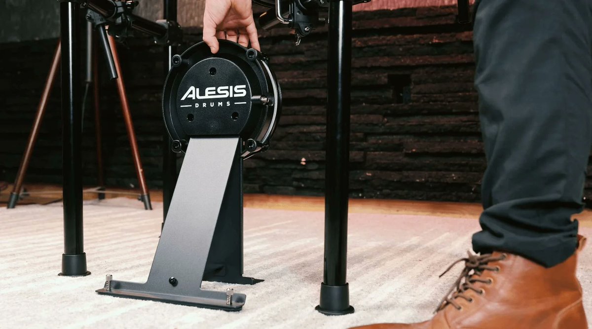 Alesis tweet media