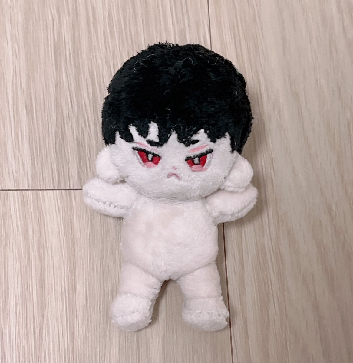 Ho___it_'s tweet photo. 4년 전 첨으로 만든 솜인형... 발전 많이했다😂 https://t.co/Fv8oWGh0jC
