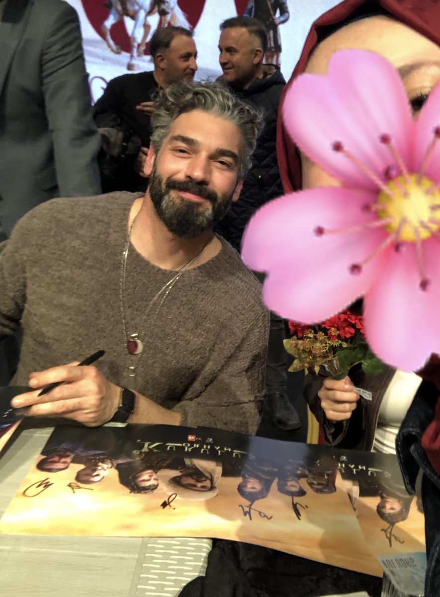 ophelia🧚🏼♀️⋆˚࿔ tweet media