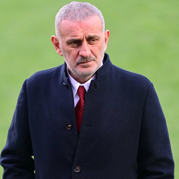 SİYAH SANCAK tweet media