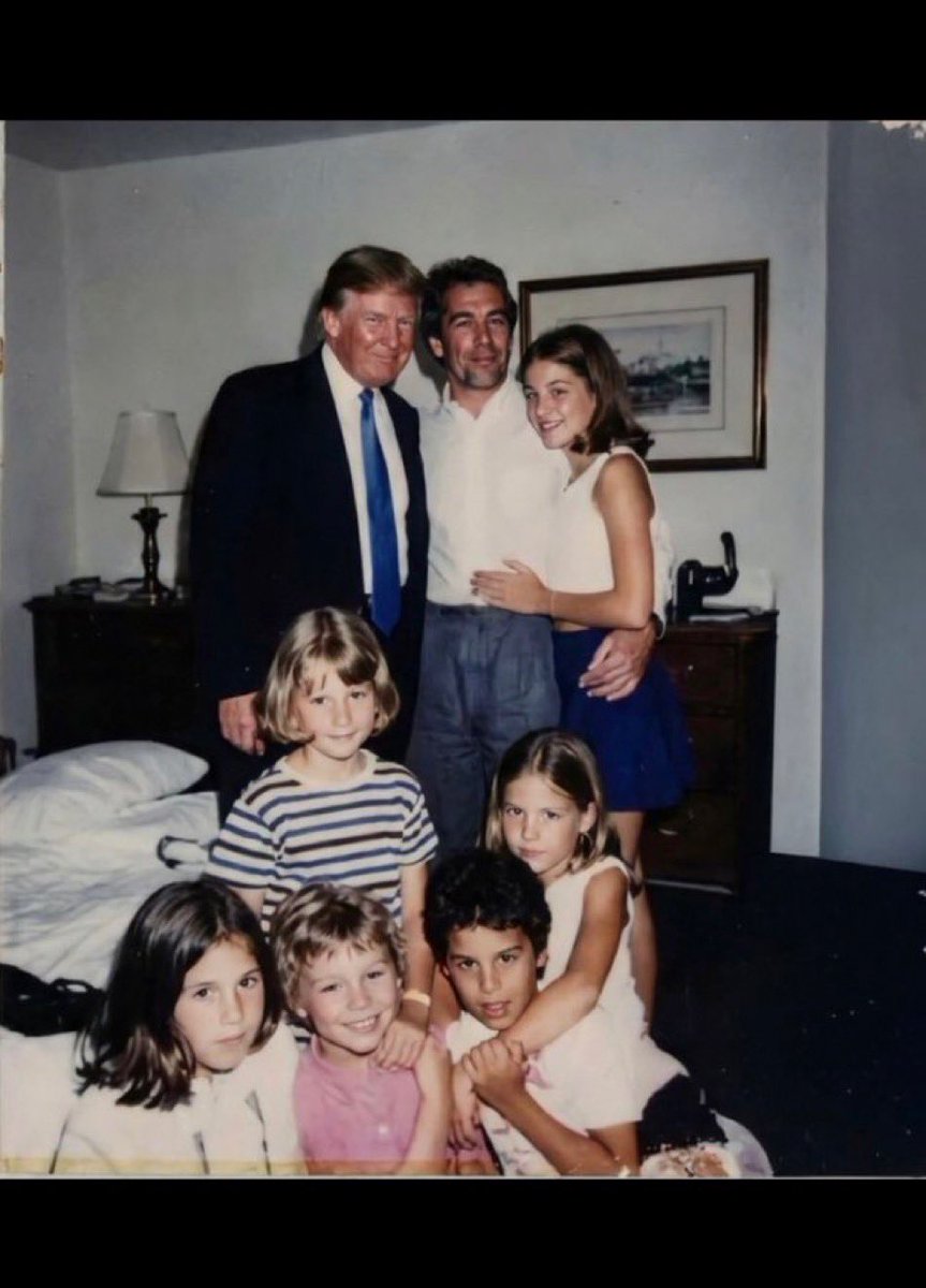 😱 Scary Larry 😱 🇺🇦✊🏻🇺🇸🗽 tweet media