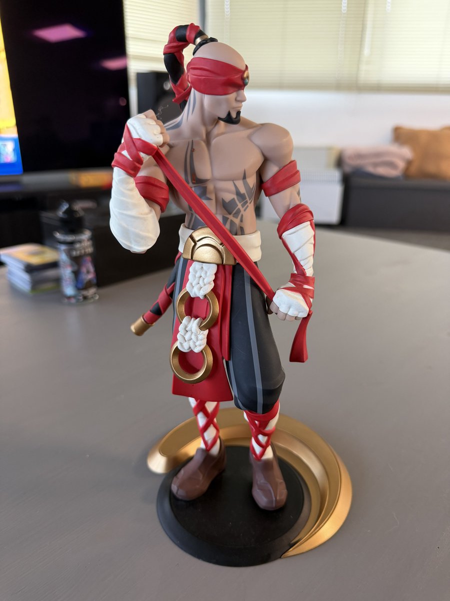 Fake 👽 tweet media