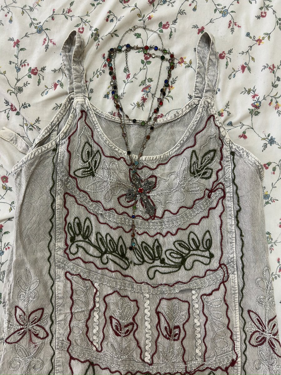 closet2pp's tweet photo. เดรสวินเทจ สวยเกร๋มากๆ อก36 ยาว37คับ

♥️Price : 60 baht ka♥️

รี+ฟอล ลด5บาทค่า

#ส่งต่อเสื้อผ้า #โล๊ะตู้ #เสื้อผ้ามือสอง #เสื้อผ้ามือสองราคาถูก #เสื้อผ้าราคาถูก  #โล๊ะตู้ #กางเกงยีนส์ #เสื้อผ้ามือ2 https://t.co/dRwVR6ZDIV