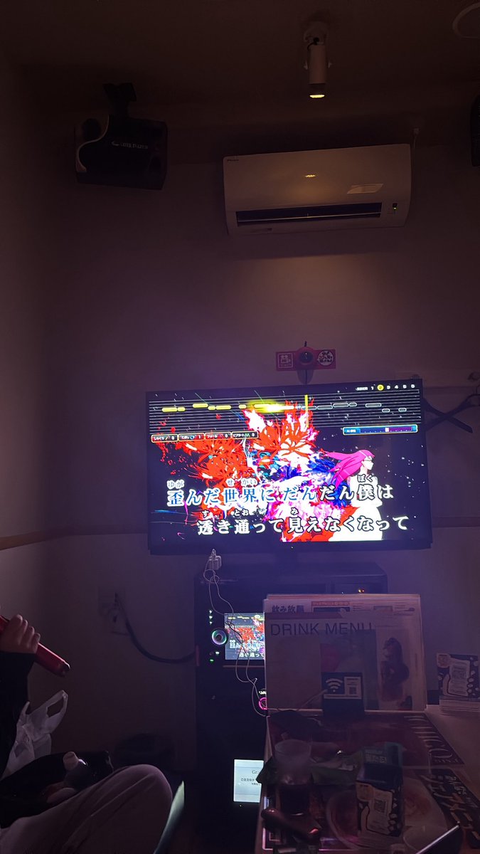 めらるー tweet media