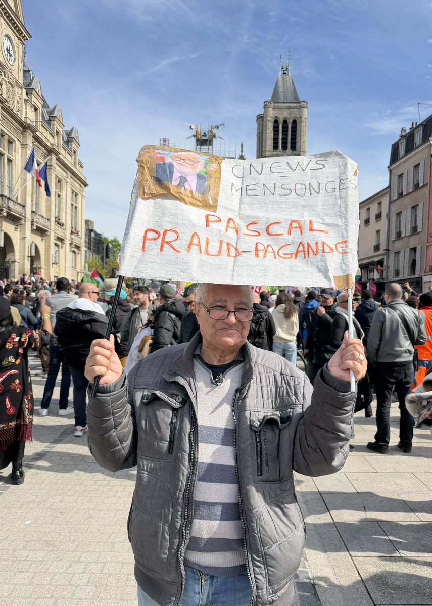 Sihame Assbague tweet media