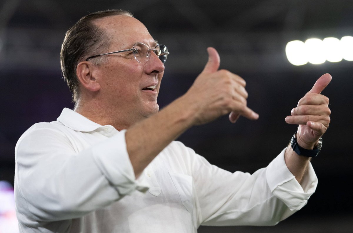 OL__Plus's tweet image. Dette de 125 millions d'euros, rupture « unilatérale »... pourquoi John #Textor porte plainte contre l'#OL
#Eagle #Éco 
(AFP via Le Dauphiné : olplus.fr/Mry1V)