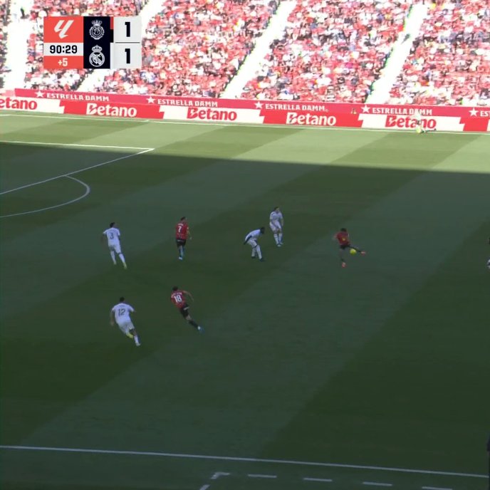 The Touchline | 𝐓 tweet media