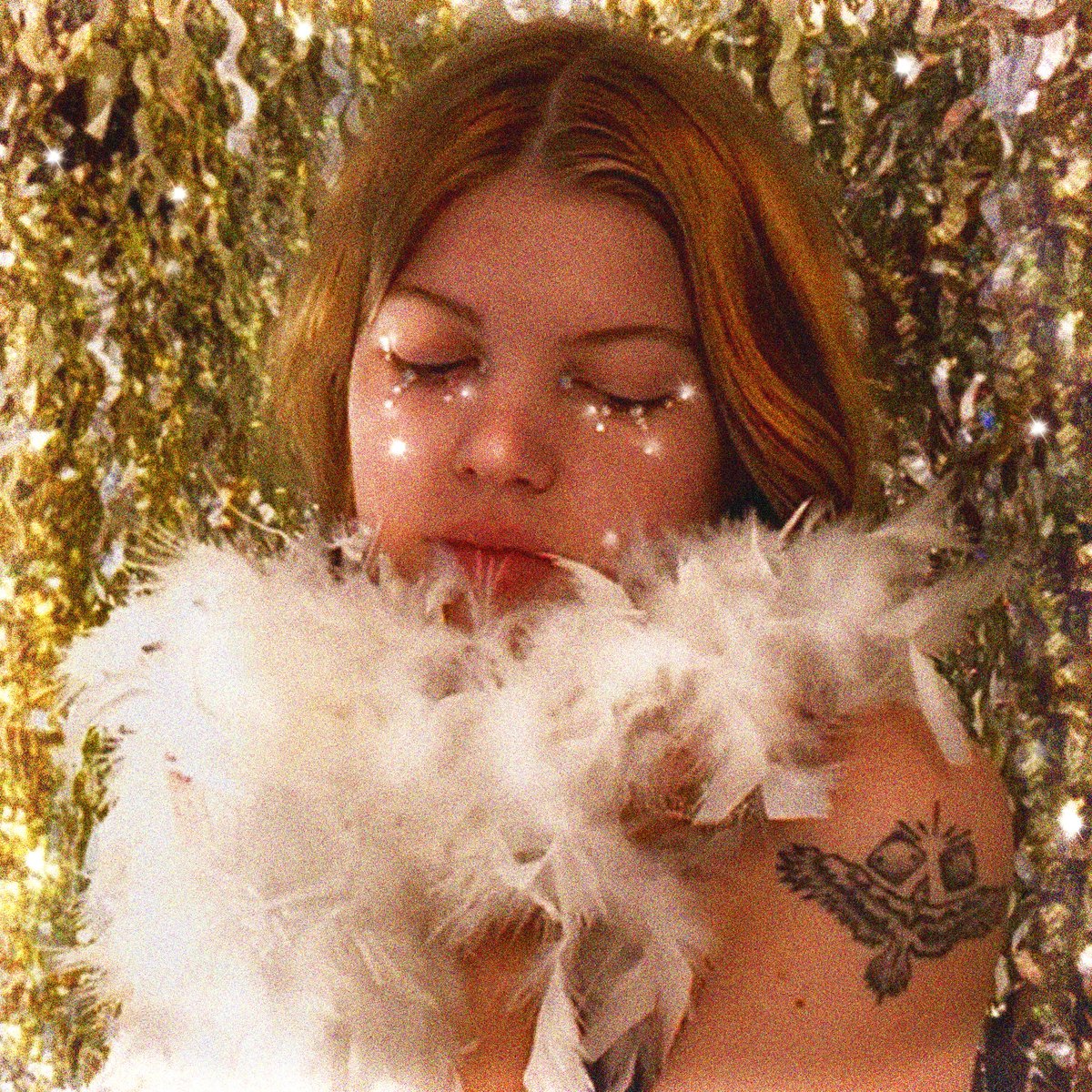 SavannahCMusic's tweet image. ✨⭐️🎥⭐️✨
Go pre-save my upcoming album ‘Greetings from a Southern Tinseltown’ ⭐️link in bio
Photos by me
#indieartists #visualartist #tinseltown #newindiealbum #oldhollywood